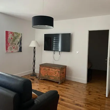 Maison Chaleureuse Au Pied Des Montagnes 펜션 *