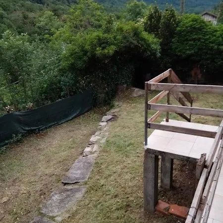 Maison Chaleureuse Au Pied Des Montagnes
