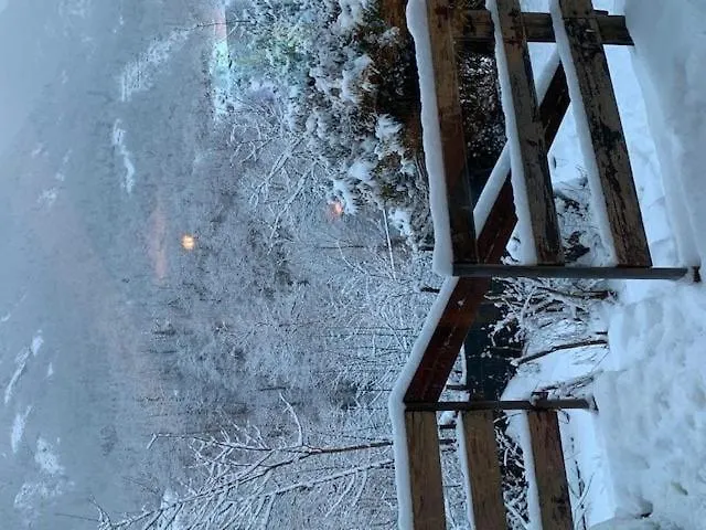 펜션 Maison Chaleureuse Au Pied Des Montagnes *