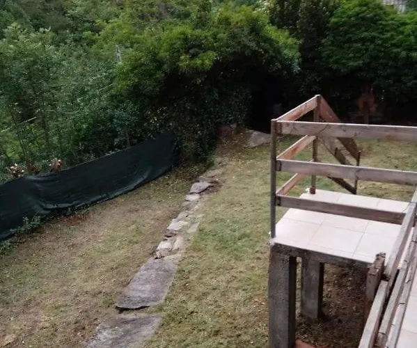 Maison Chaleureuse Au Pied Des Montagnes